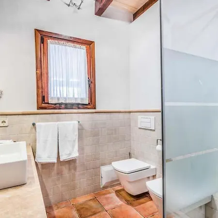 Βίλα Sleeps 10 Pool Air Con Wifi Pollença
